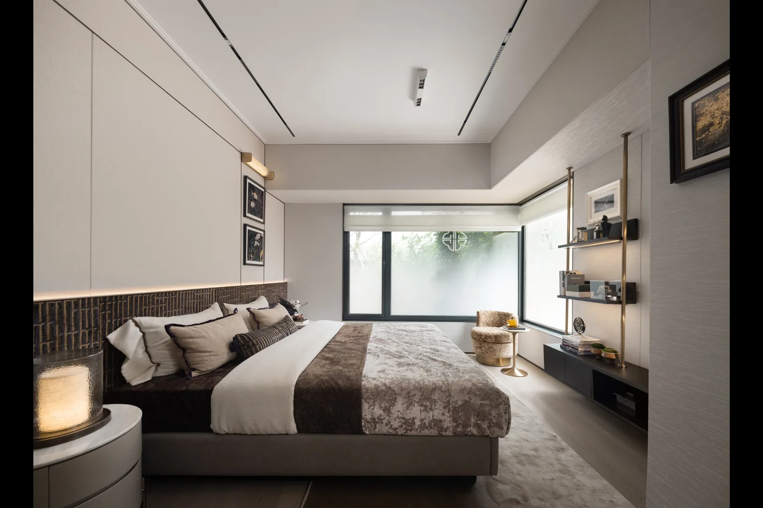 Modern townhouse living room with coordinated furniture and balcony glazing
