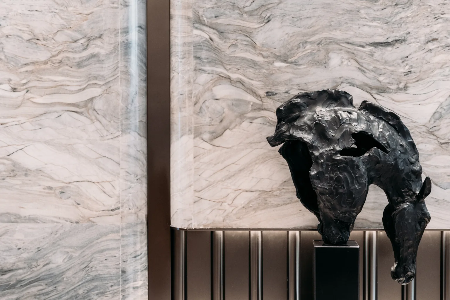 Light stone feature wall with coordinated panel joints